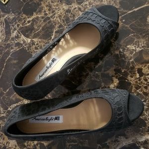American Eagle Black Lace Wedge Sandals 5.5